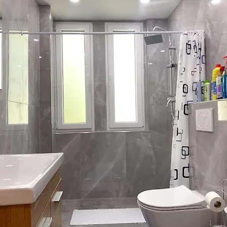 Modern In Apartamento
