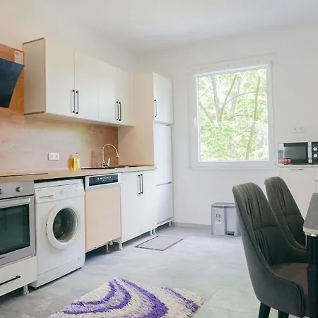 Modern In Apartamento
